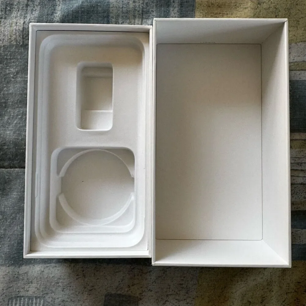 Apple iPhone XR RED 64gb EMPTY BOX ONLY